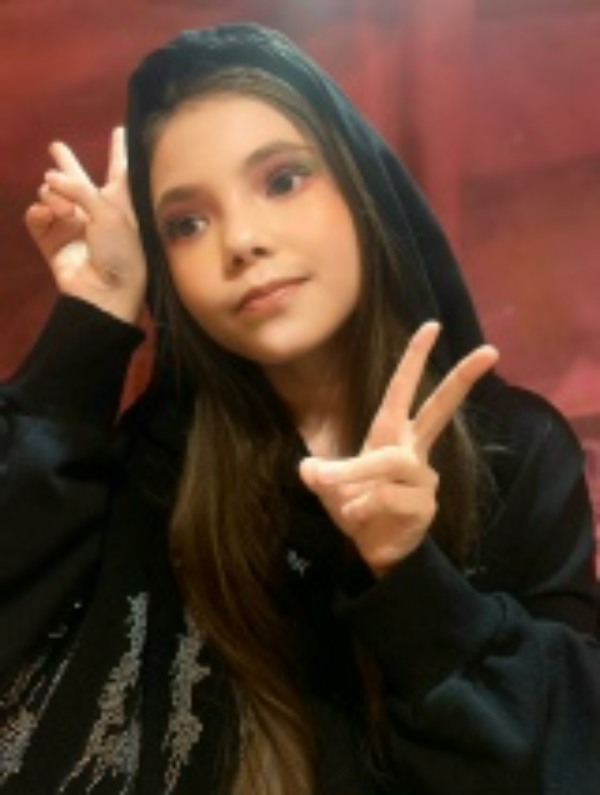 Маша Стрельникова