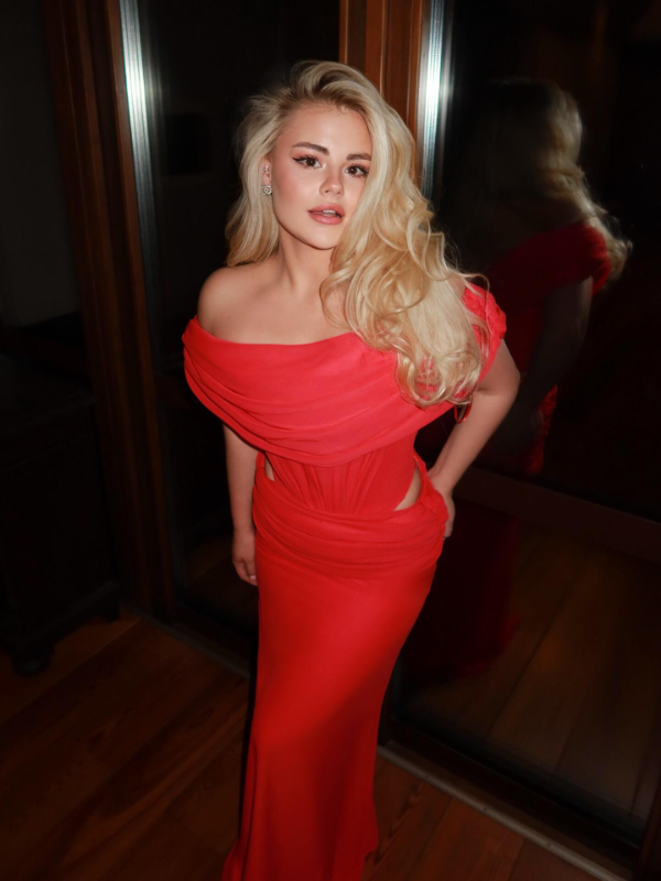 Лёля Баранова